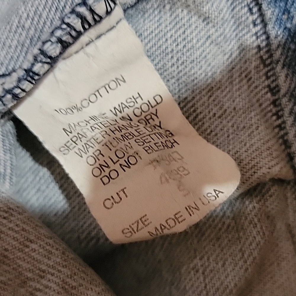 Denim Jacket- Crop Style- Vintage 90's Paris Blue Small-Distressed - Picture 10 of 10